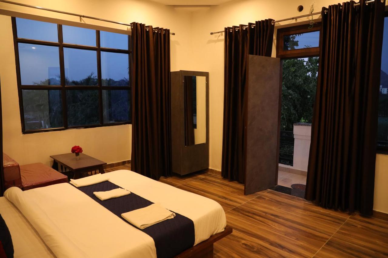 วินเทอร์ เมาน์เทน รีสอร์ต Hotel พุชการ์ ภายนอก รูปภาพ